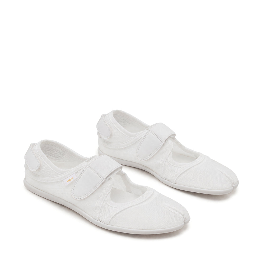 Rapid-Mesh Flat Shoe WHITE