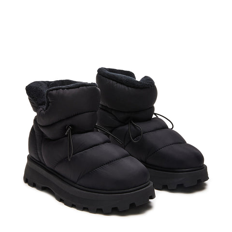 Snow fashion boots steve madden